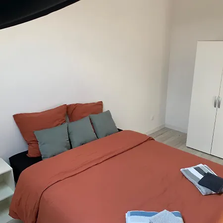 Tenjin 1 Guest house