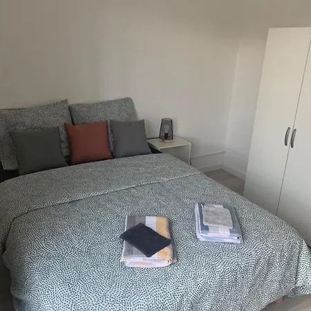 Tenjin 1 Guest house